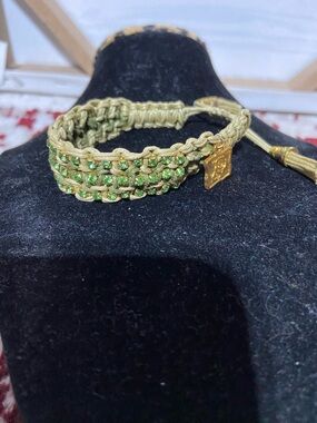 Rose Gonzales Green faceted Bead, Macramé Bracelet - Gold Accent